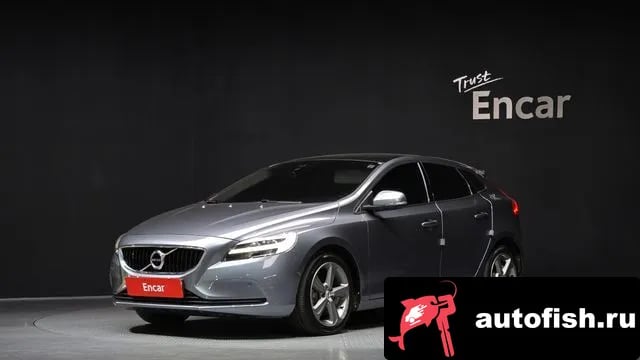 Volvo V40 V40 Cross-Country 2018 года - автомобиль из Южной Кореи