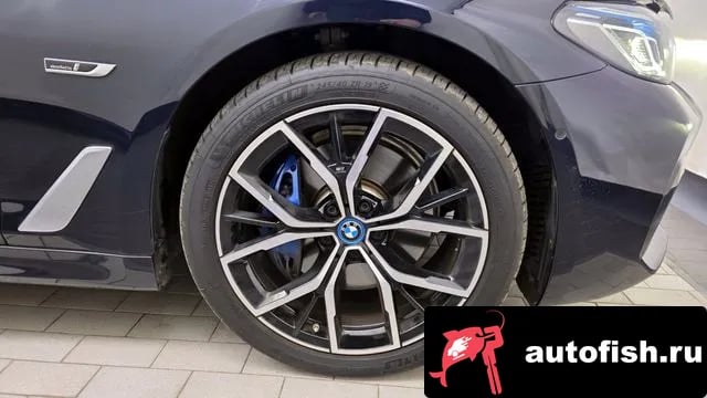 BMW 5-Series 5 Series (G30) 2022 года - вид 5
