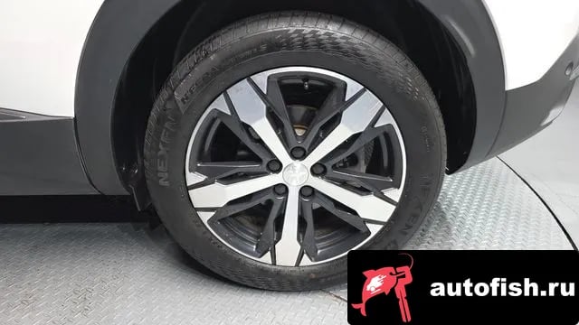 Peugeot 3008 3008 second generation 2021 года - вид 5