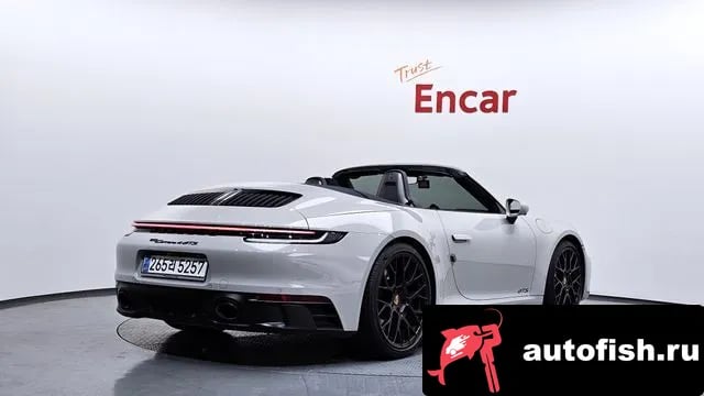 Porsche 911 911 (992) 2023 года - вид 2