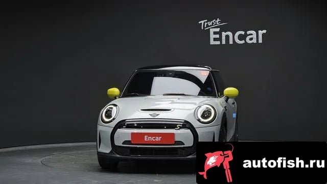 Mini Cooper Cooper Electric 2022 года - вид 3