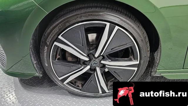 Peugeot 308 308 Third generation 2022 года - вид 5