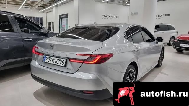 Toyota Camry Camry (XV80) 2025 года - вид 2
