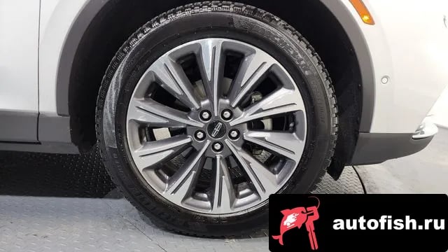 Lincoln Corsair Cosair 2021 года - вид 5