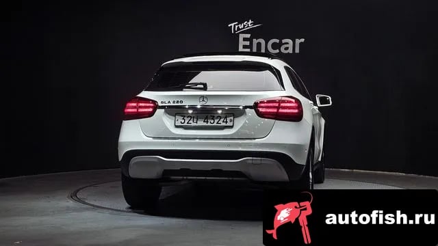 Mercedes-Benz GLA-Class GLA-Class X156 2018 года - вид 4