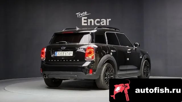 Mini Countryman Cooper D Country Man 2018 года - вид 2