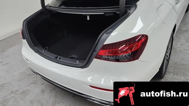 Mercedes-Benz E-Class E-Class W213 2023 года - похожие автомобили
