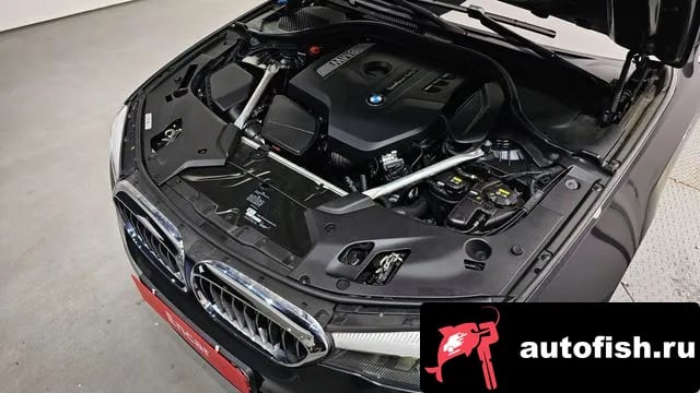 BMW 5-Series 5 Series (G30) 2019 года - похожие автомобили
