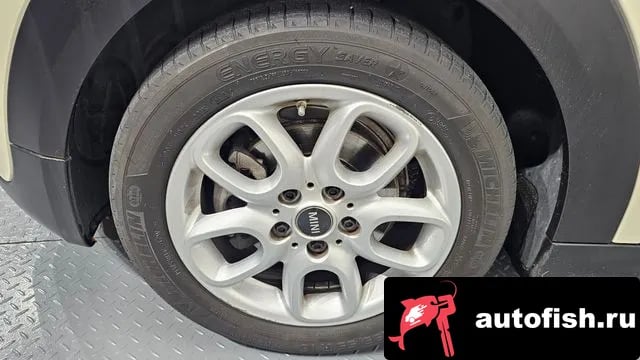 Mini Cooper Cooper D 2019 года - вид 5