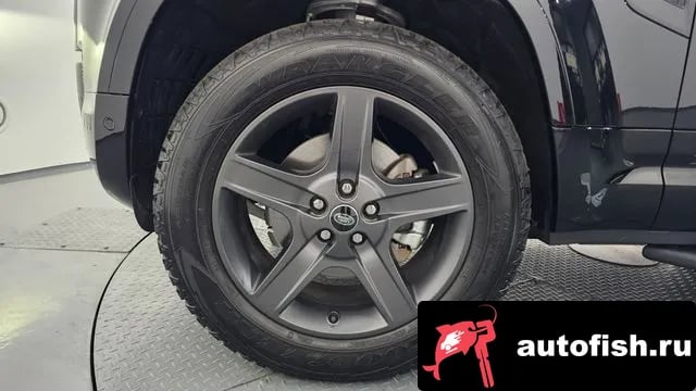 Land Rover Defender Bitdefender (L663) 2025 года - вид 5