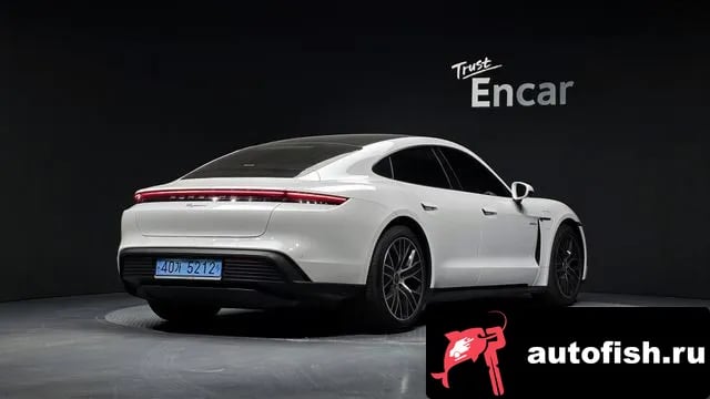 Porsche Taycan Taikan 2023 года - вид 2