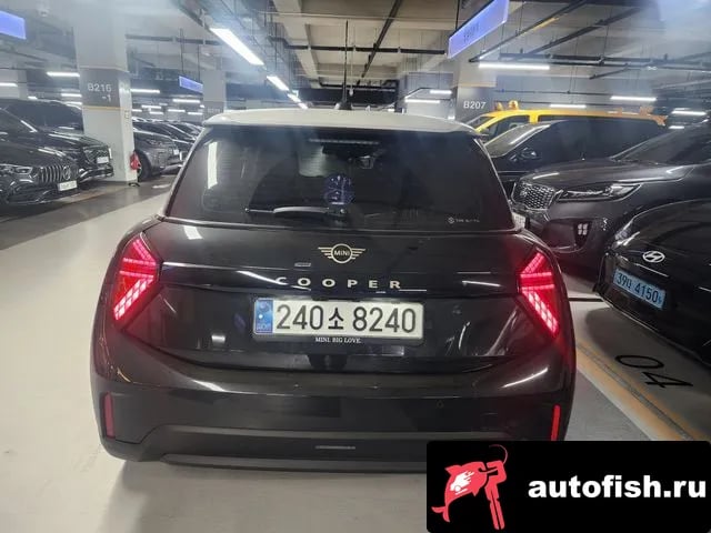 Mini Cooper Cooper C 4th generation 2024 года - вид 5