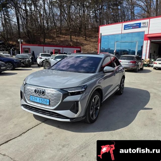 Audi Q4 e-tron Q4 e-Tron (F4) 2023 года - вид 3
