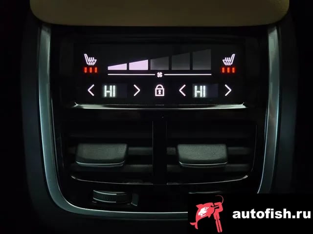 Volvo XC90 XC90 second Generation 2025 года - похожие автомобили