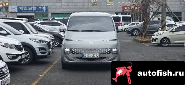 Hyundai Staria Staria 2022 года - вид 3