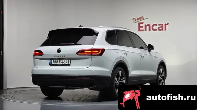 Volkswagen Touareg Tuareg 3rd generation 2020 года - вид 2