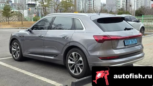 Audi e-tron e-Tron 2020 года - вид 6
