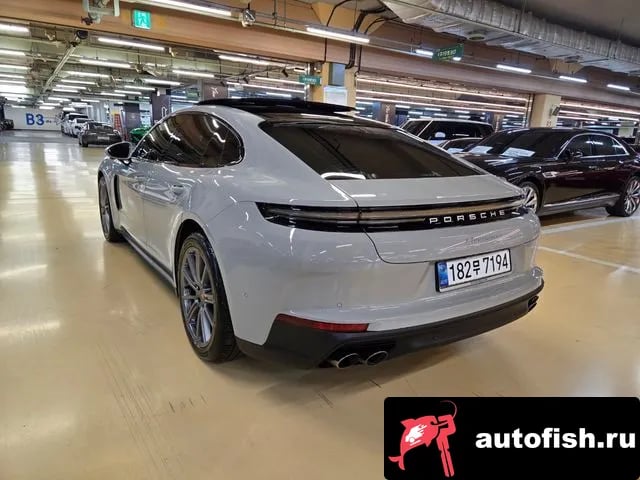 Porsche Panamera Panamera (972) 2025 года - вид 4