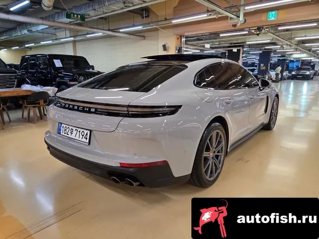 Porsche Panamera Panamera (972) 2025 года - вид 5