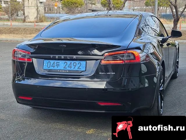 Tesla Model S Model S 2019 года - вид 6