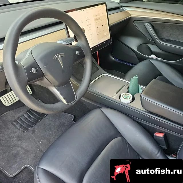 Tesla Model 3 Model 3 2022 года - похожие автомобили
