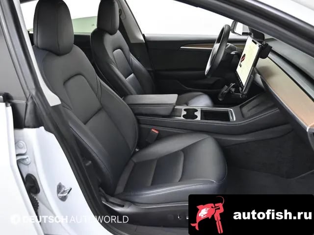 Tesla Model 3 Model 3 2022 года - похожие автомобили