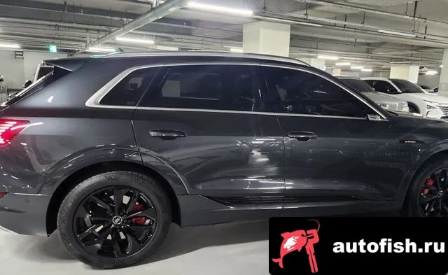 Audi e-tron e-Tron 2020 года - вид 2