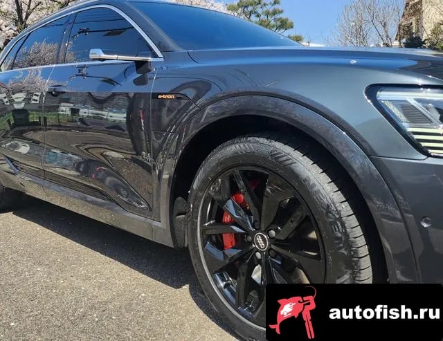 Audi e-tron e-Tron 2020 года - вид 5
