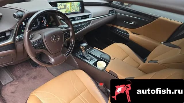 Lexus ES ES300h 7th generation 2020 года - вид 3