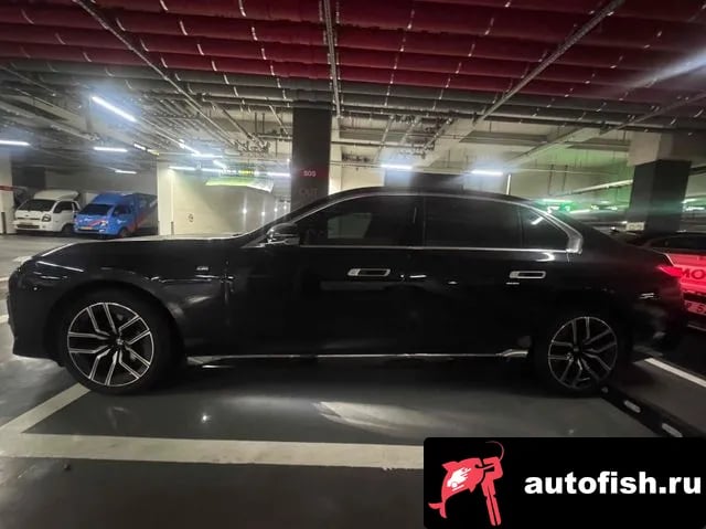BMW 7-Series 7 Series (G70) 2025 года - вид 2