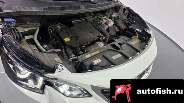 Peugeot 3008 3008 second generation 2021 года - вид 6