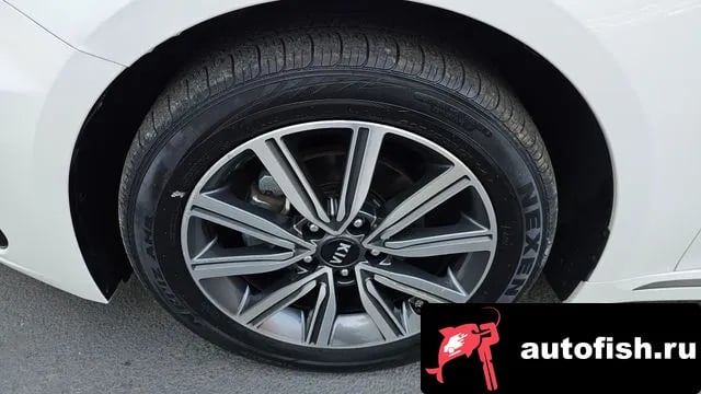 Kia K5 The New K5 2nd generation 2018 года - вид 5