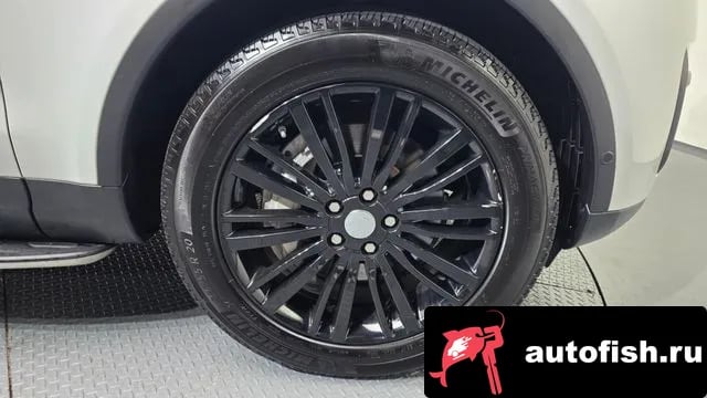Land Rover Discovery Discovery 5 2019 года - вид 5