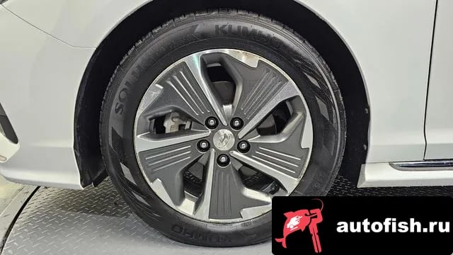 Hyundai Sonata Sonata New Rise Hybrid 2018 года - вид 5