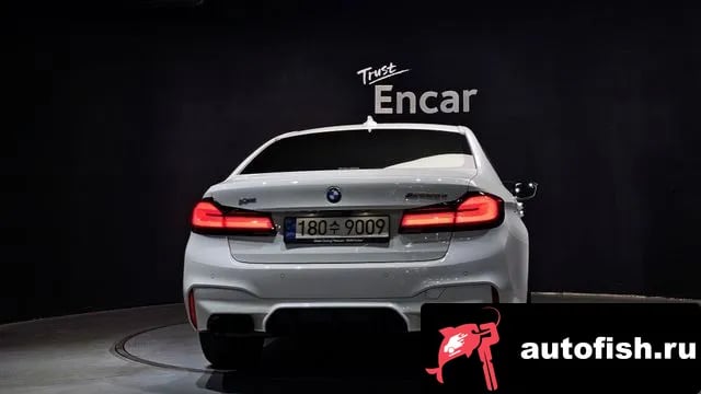 BMW 5-Series 5 Series (G30) 2018 года - вид 4