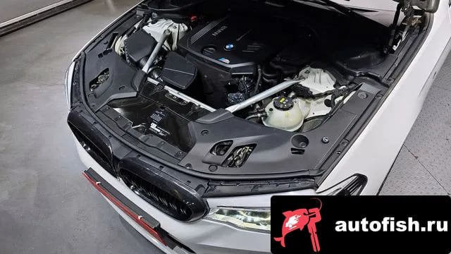 BMW 5-Series 5 Series (G30) 2018 года - вид 6