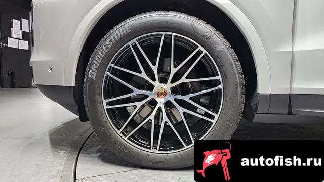 Porsche Cayenne Cayenne (PO536) 2025 года - вид 5