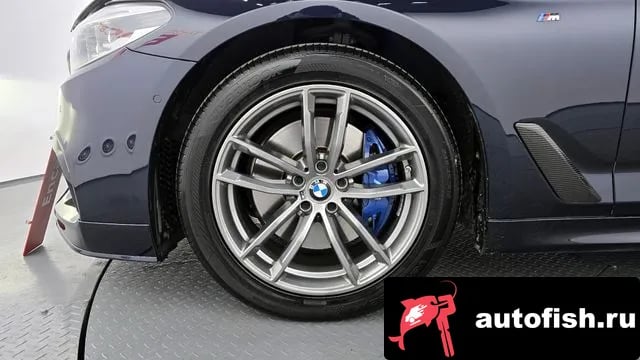 BMW 5-Series 5 Series (G30) 2018 года - вид 5