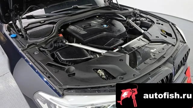 BMW 5-Series 5 Series (G30) 2018 года - вид 6