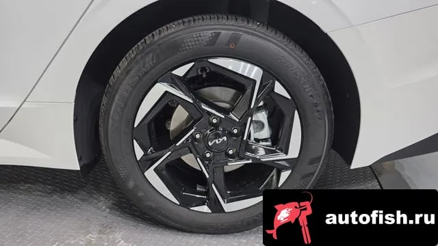 Kia K5 The New K5 3rd generation 2025 года - вид 5