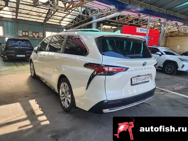 Toyota Sienna Siena 4th Generation 2021 года - похожие автомобили