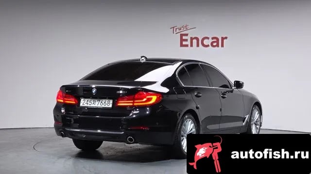 BMW 5-Series 5 Series (G30) 2019 года - вид 2