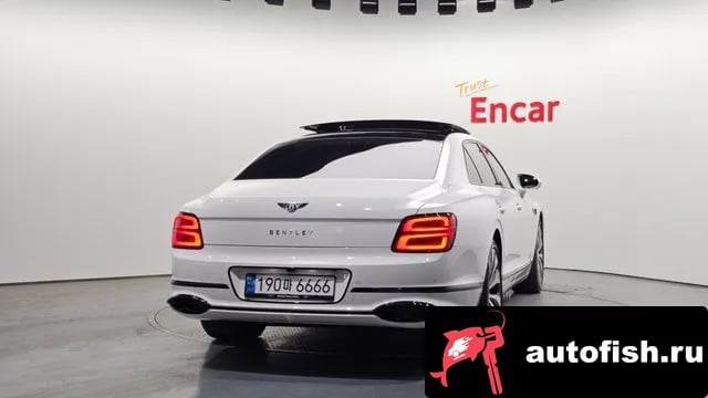 Bentley Flying Spur Flying Spur 3rd Generation 2022 года - вид 4