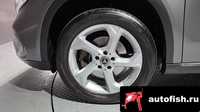 Mercedes-Benz GLA-Class GLA-Class X156 2018 года - вид 5