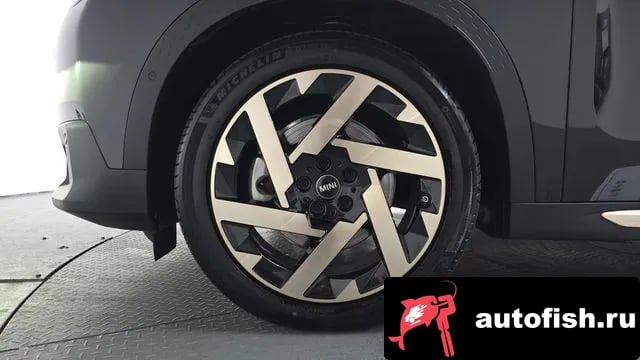 Mini Countryman Cooper Countryman Electric 3rd Generation 2025 года - вид 4