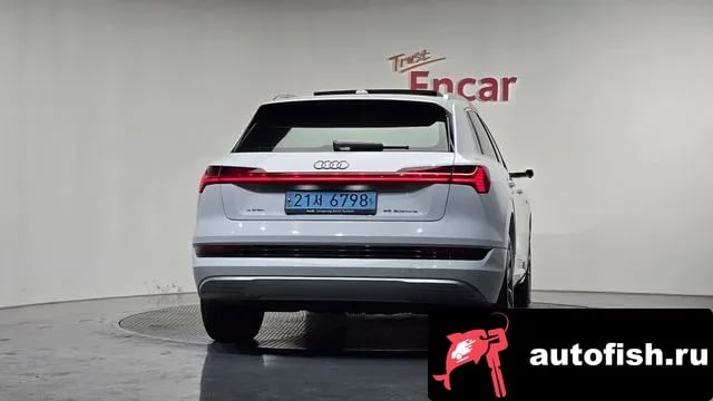 Audi e-tron e-Tron 2020 года - вид 4