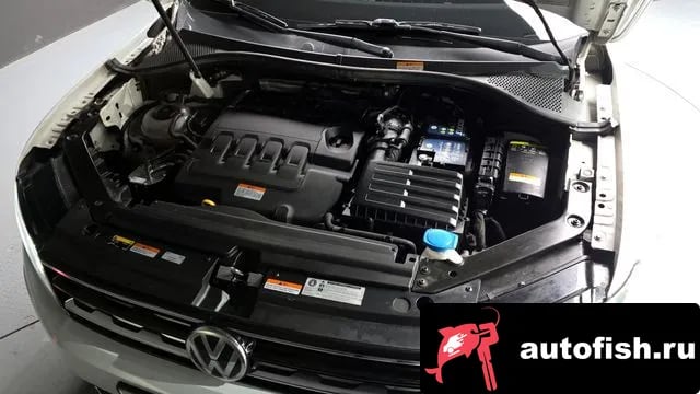 Volkswagen Tiguan Tiguan second Generation 2020 года - вид 6