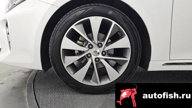 Kia K5 K5 second generation 2018 года - вид 5