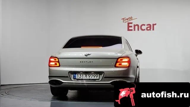 Bentley Flying Spur Flying Spur 3rd Generation 2022 года - вид 4