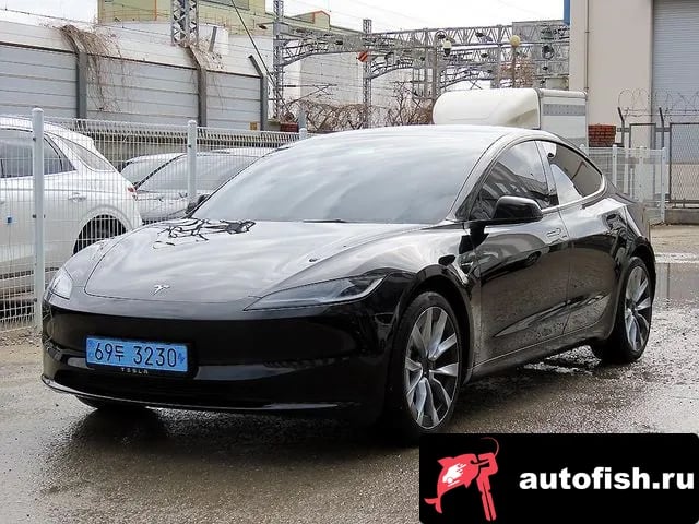 Tesla Model 3 Model 3 2024 года - автомобиль из Южной Кореи